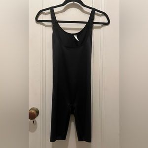 Wacoal black body shaper size medium